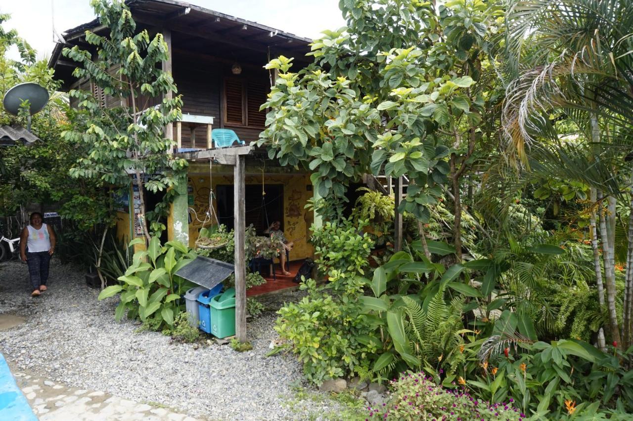 Dive And Green Capurgana Exterior photo